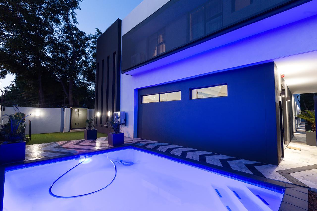 City Mews On Independence Gaborone Bagian luar foto